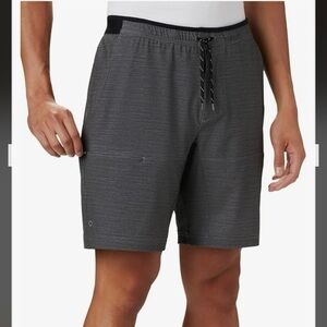 Columbia Men's Twisted Creek Short in City Grey Heather Size M